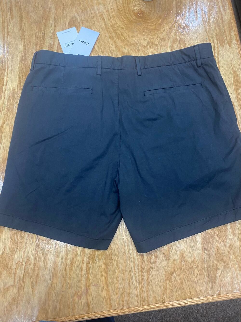 Theory dark gray size 38 NWT chino shorts 7” inseam (b43)